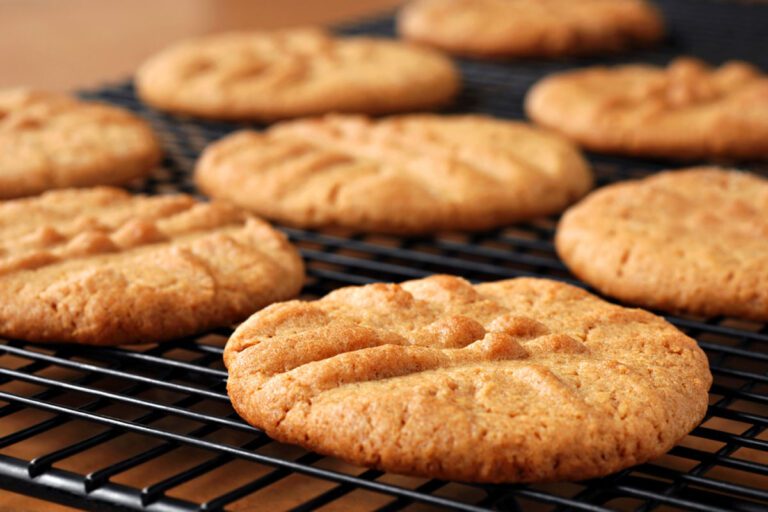 Classic Peanut Butter Cookies